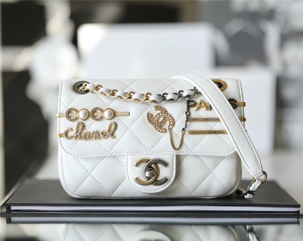 Chanel CC Ruched Vanity Case Bag | Affordable Luxury Bags at Pochettebag