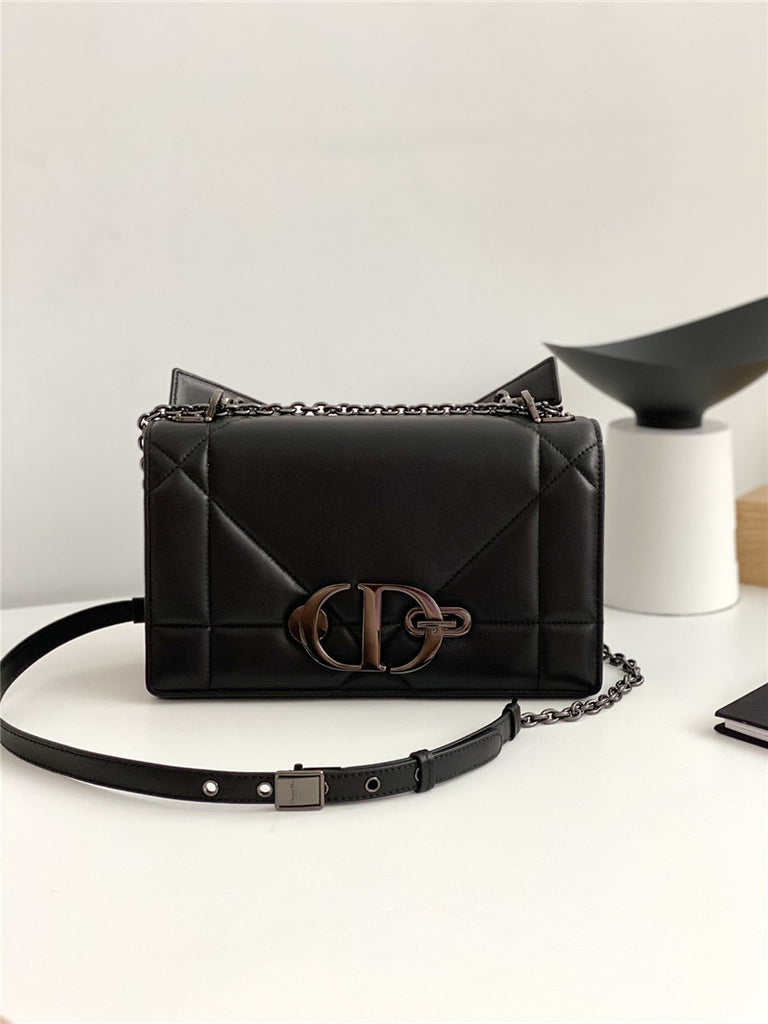 Dior Chain Bag 30 Montaigne Black