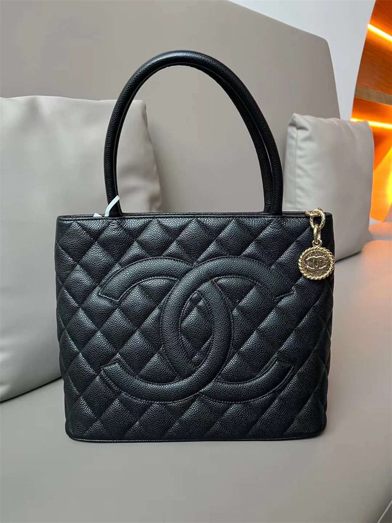 Chanel Caviar Medallion Tote in black