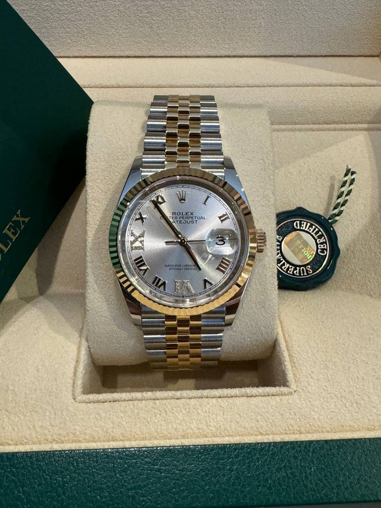 Rolex Datejust 36mm 126233 Yellow Gold x Silver x Diamonds